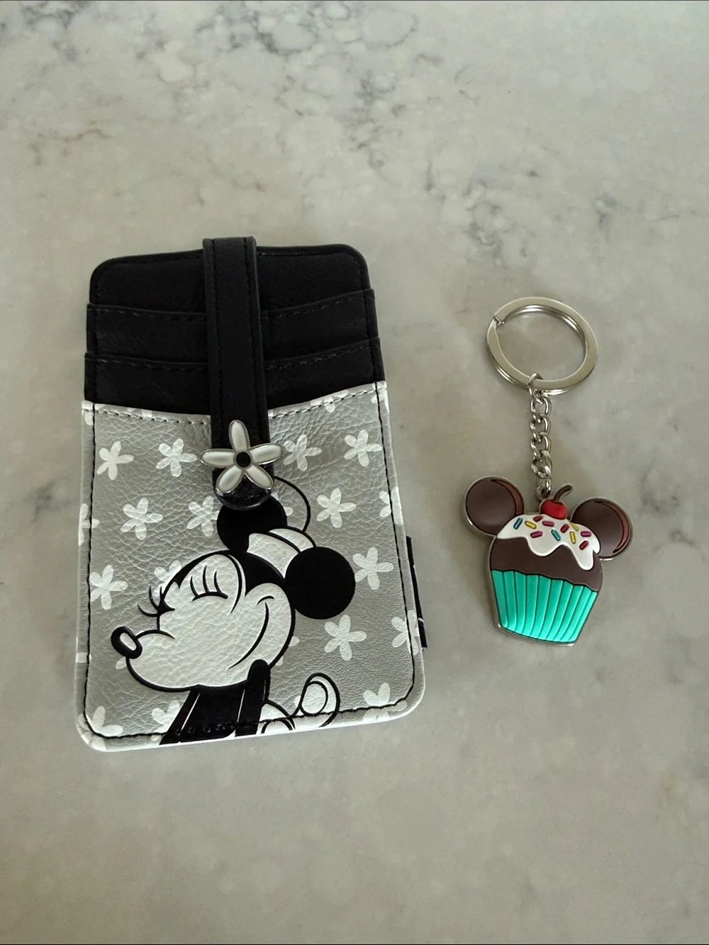 Minnie Mouse Gray & White Card Wallet Case (5x3”) and Cupcake Minnie Keychain